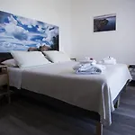 לינה וארוחת בוקר Hill Ranch 3*